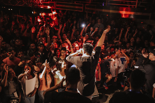 10 Steps To Become A Famous Hip Hop Artist