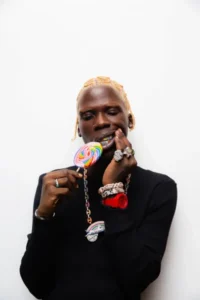 Seyi Vibez Biography