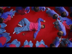 Oliver Tree – Life Goes On