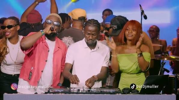 DJ Muller – LIVE DRUMS & HYPEMEN Vol.4 (Amapiano Afrohouse Mix) Ft Dave Drums, Hypeman Edoboy