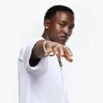 Dokta Brain – Akamwenumwenu